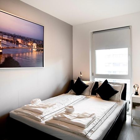 בודפשט Suiteangel - Luxury Design Condo With Free Garage מראה חיצוני תמונה