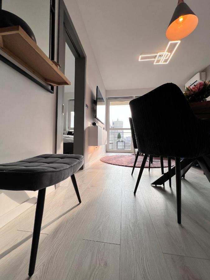 בודפשט Suiteangel - Luxury Design Condo With Free Garage מראה חיצוני תמונה